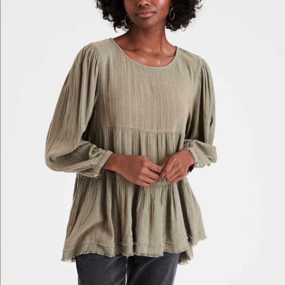 American Eagle Olive Green Tiered Open Back Babydoll Top Blouse Size Medium